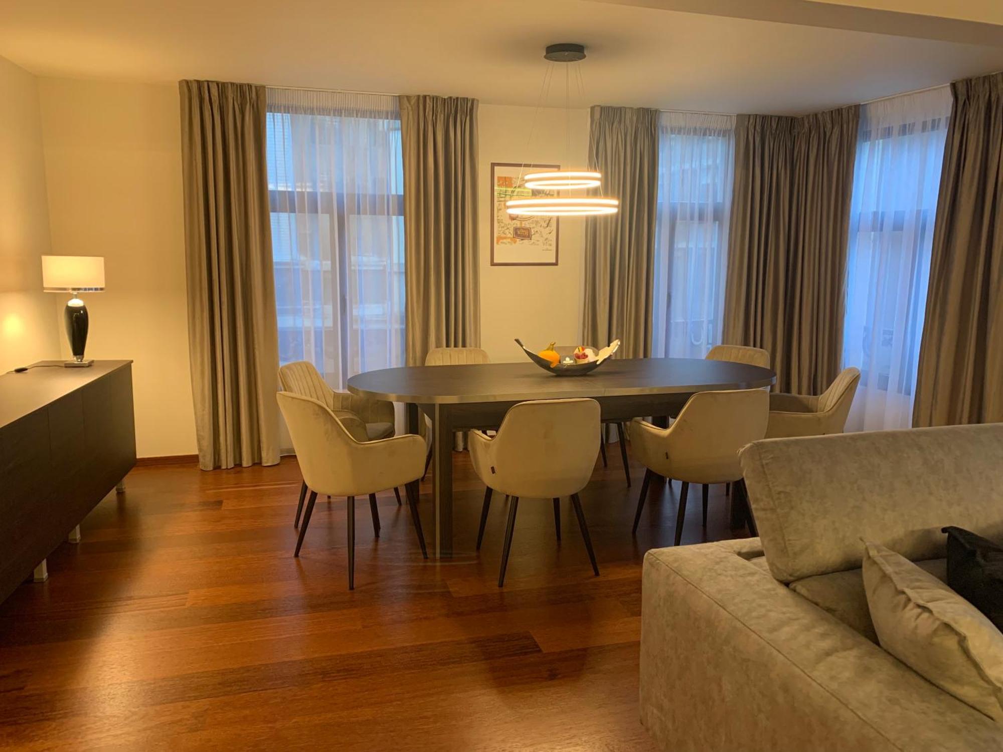 Botanique Airbnb, * Antwerp