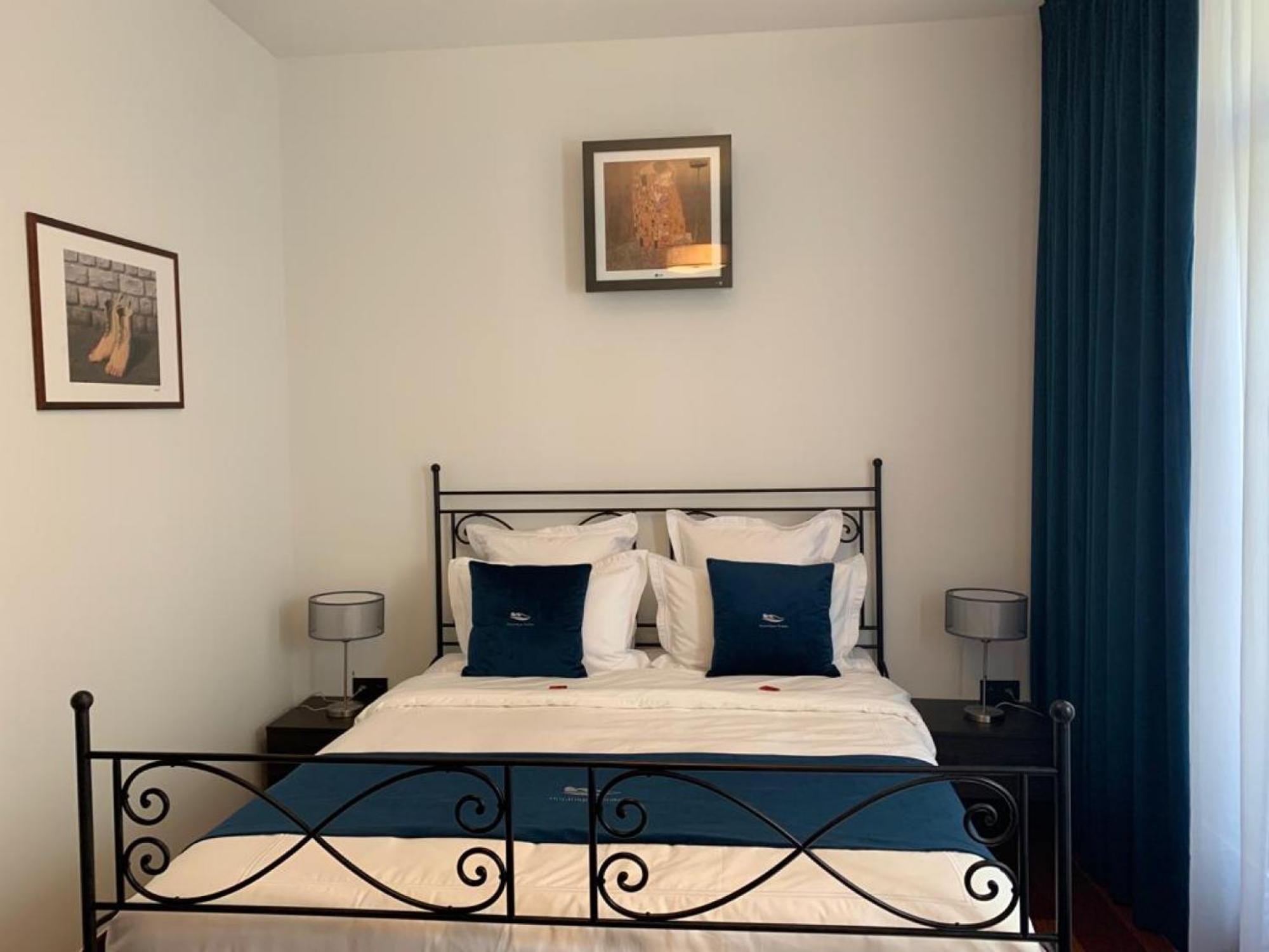 Apartment Botanique Airbnb, Antwerp