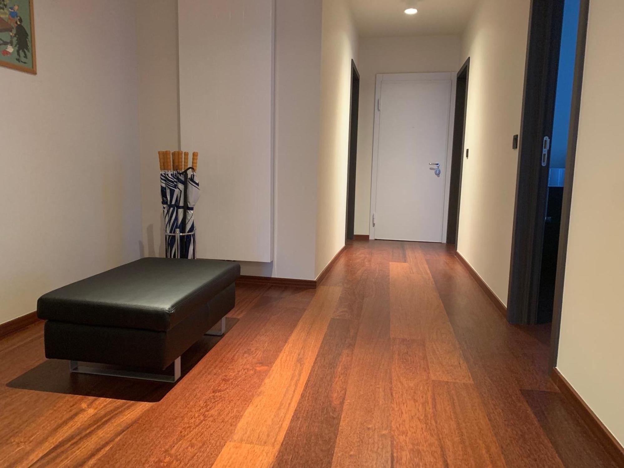 Apartment Botanique Airbnb, *