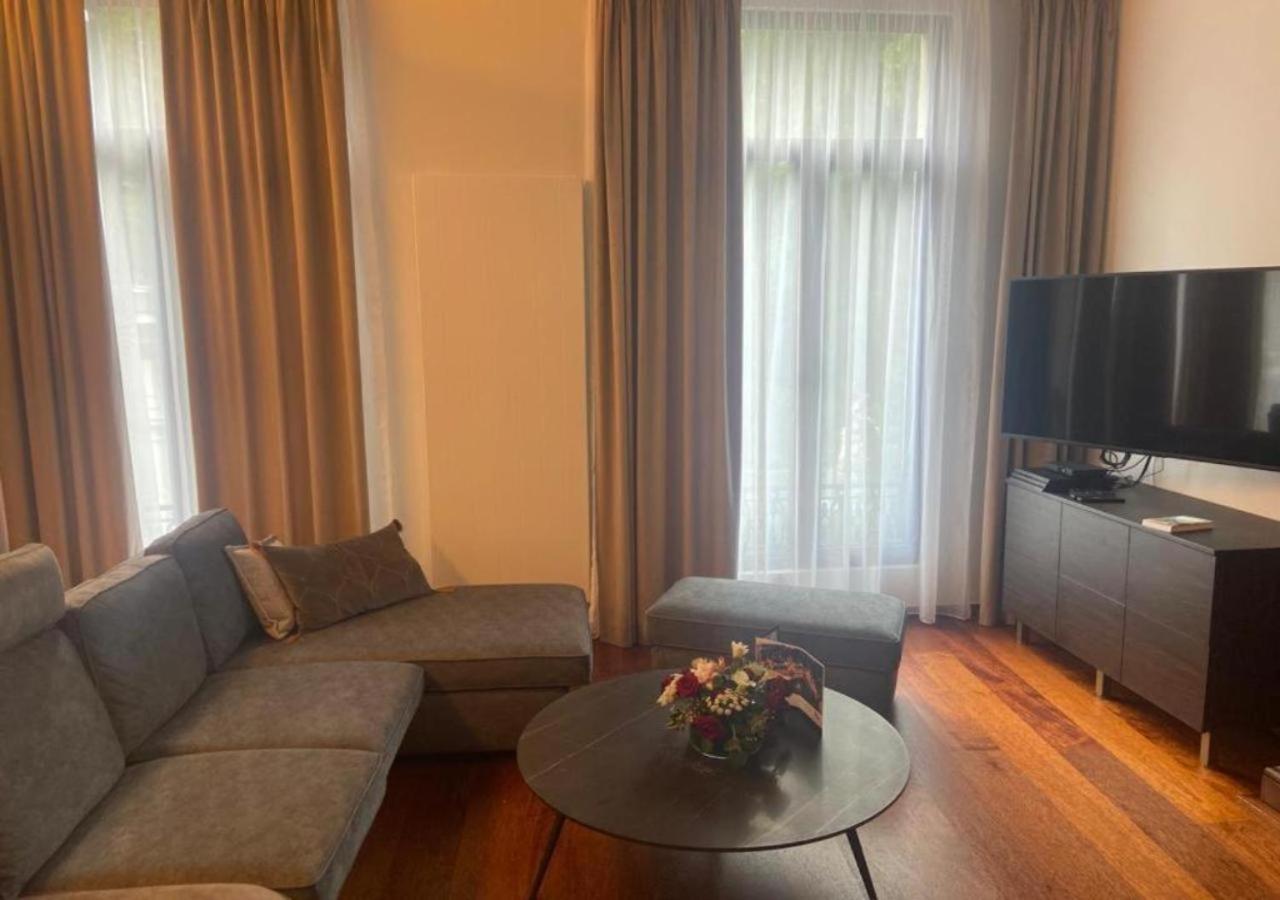 Botanique Airbnb, Antwerp